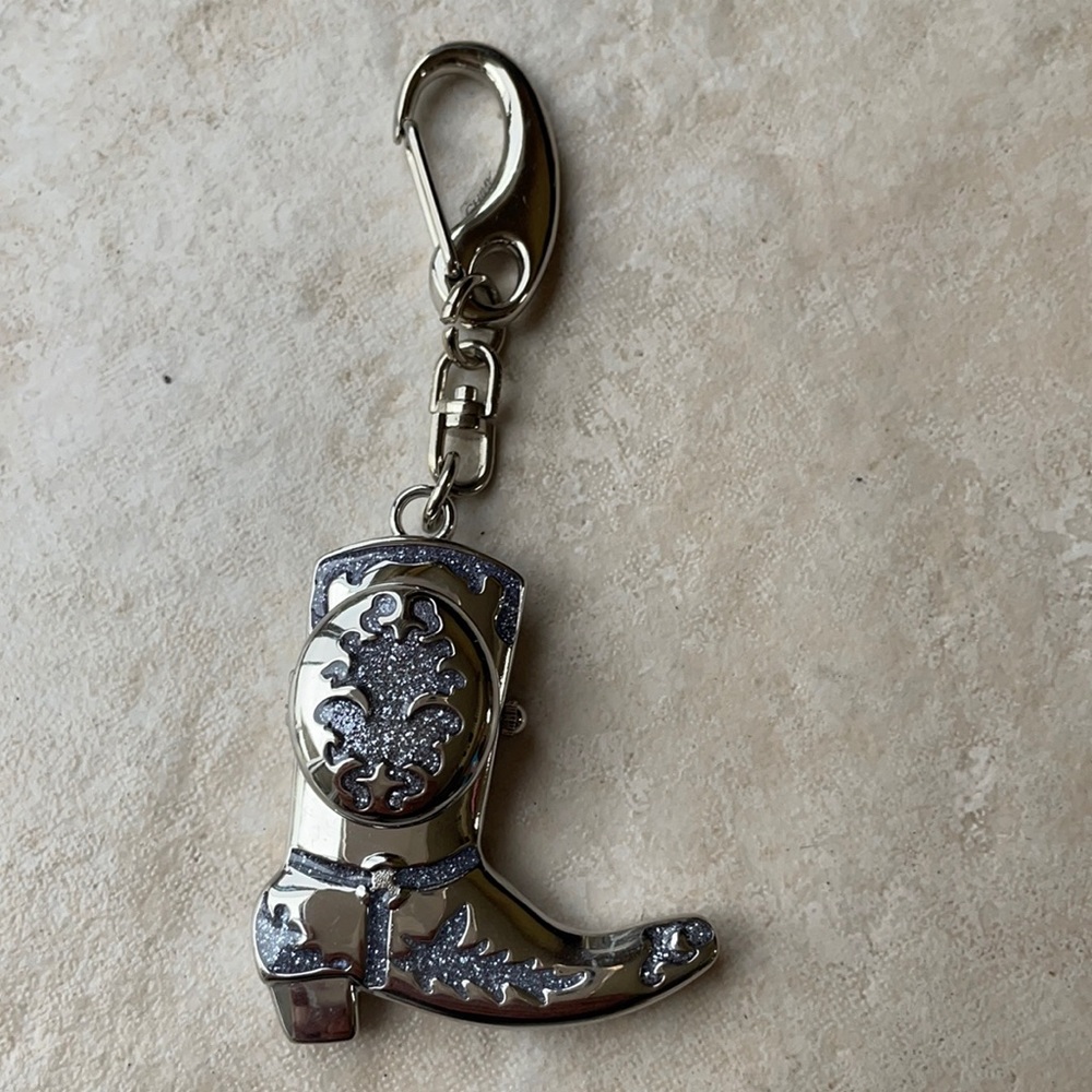 Snap Keychain battery silver color